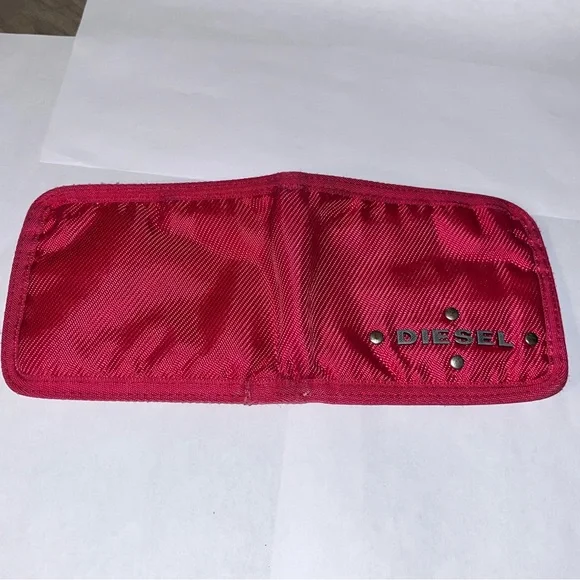 Diesel Fuchsia Wallet - Picture 9 of 13